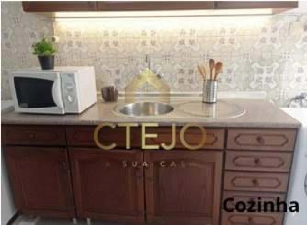 Apartamento T2 para Venda em Alverca do Ribatejo e Sobralinho Foto 6