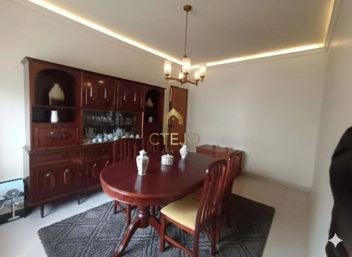 Apartamento T2 para Venda em Alverca do Ribatejo e Sobralinho Foto 3