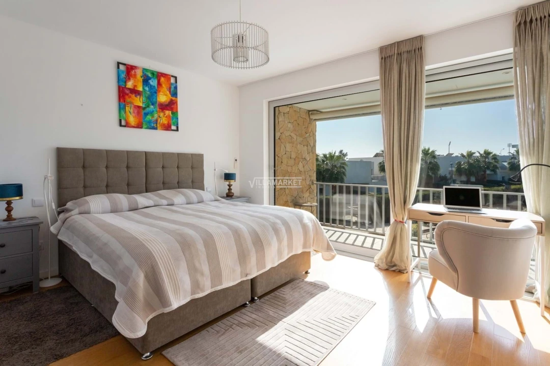 Moradia T3 para Venda em Albufeira e Olhos de Água Foto 26