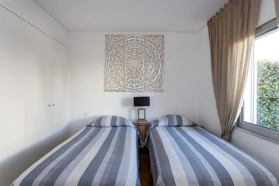 Moradia T3 para Venda em Albufeira e Olhos de Água Foto 21