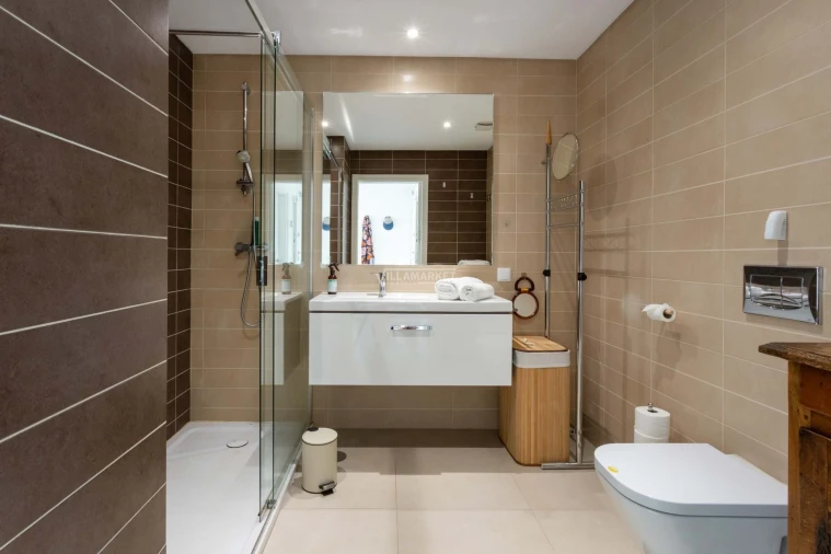 Moradia T3 para Venda em Albufeira e Olhos de Água Foto 35