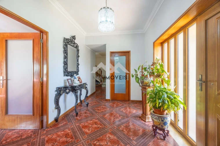 Moradia T5 para Venda em Rio Tinto Foto 19