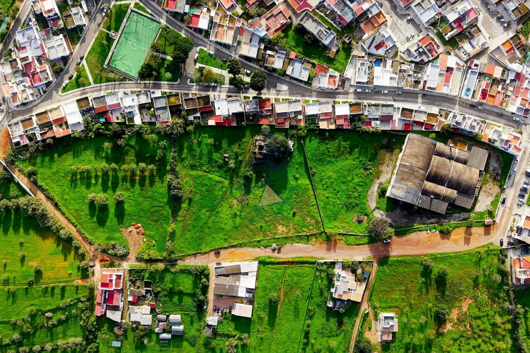 Terreno para Venda em Quelfes Foto 23