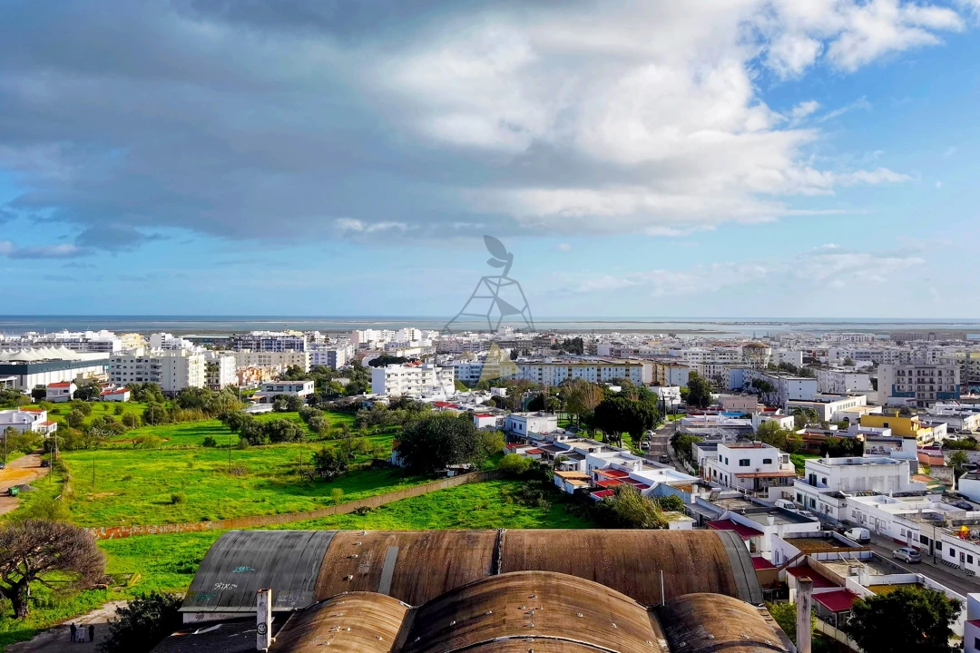 Terreno para Venda em Quelfes Foto 12