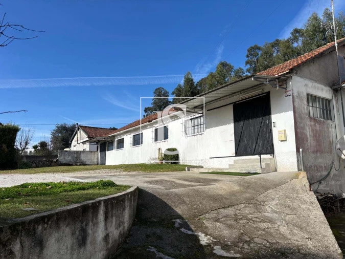 Moradia T3 para Venda em Durrães e Tregosa Foto 1