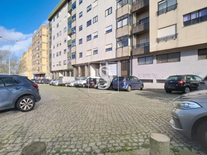 Apartamento T2 para Venda em Aguas Santas Foto 37