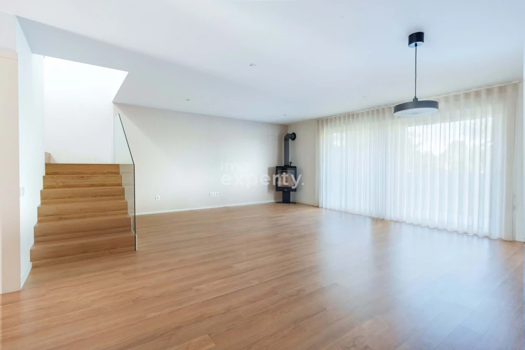 Moradia T3 para Venda em Lemenhe, Mouquim e Jesufrei Foto 1