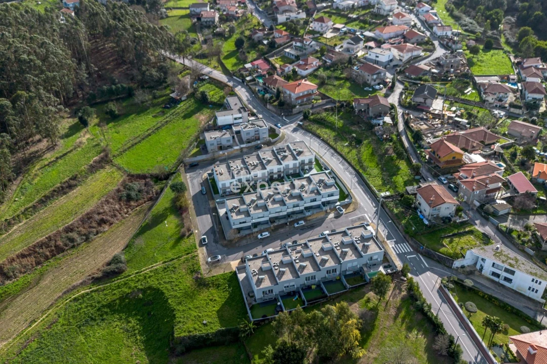 Moradia T3 para Venda em Lemenhe, Mouquim e Jesufrei Foto 4