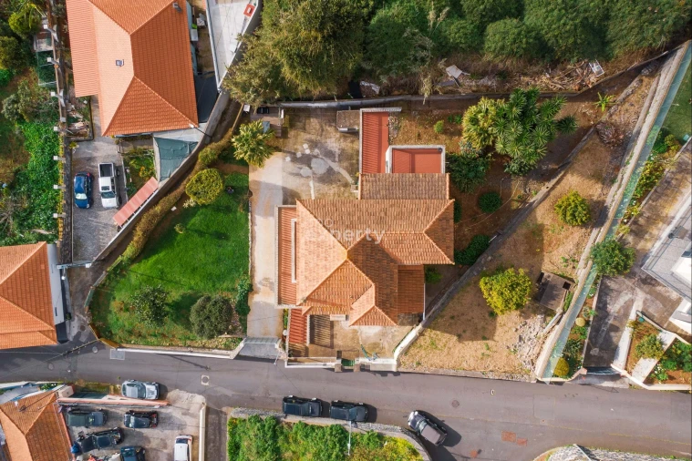 Moradia T4 para Venda em São Gonçalo Foto 77