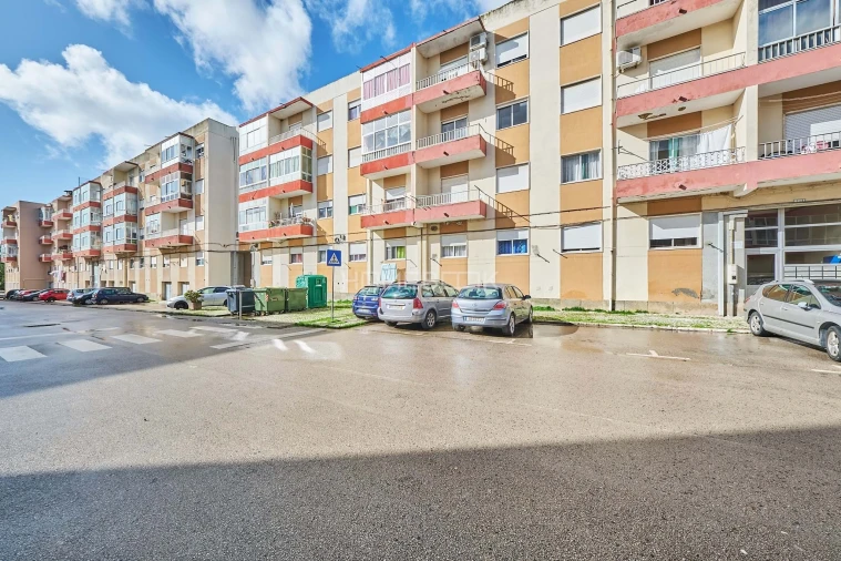 Apartamento T2 para Venda em Pinhal Novo Foto 17
