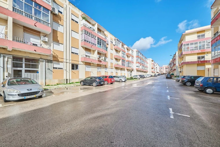 Apartamento T2 para Venda em Pinhal Novo Foto 18