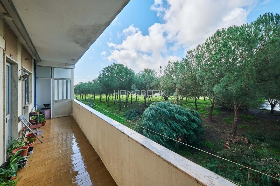 Apartamento T2 para Venda em Pinhal Novo Foto 14