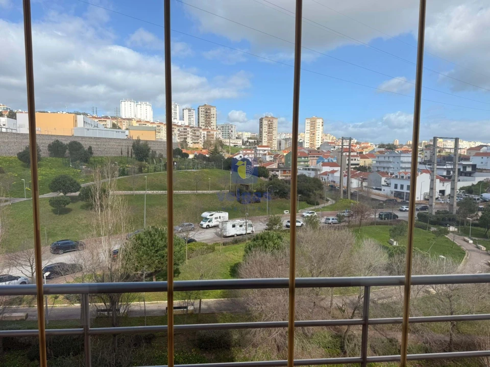 Apartamento T3 para Venda em Odivelas Foto 37