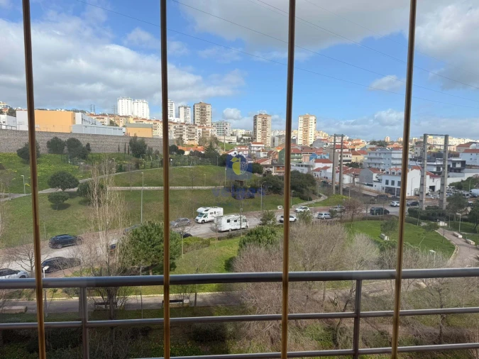 Apartamento T3 para Venda em Odivelas Foto 37
