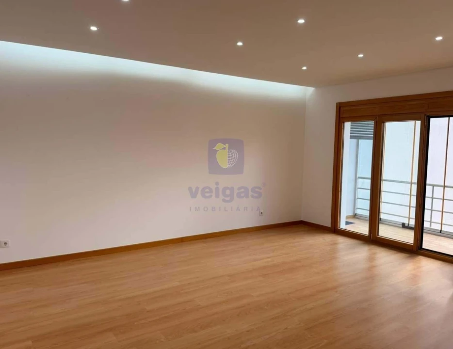 Apartamento T3 para Venda em Odivelas Foto 32