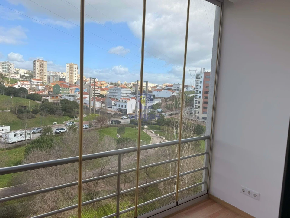 Apartamento T3 para Venda em Odivelas Foto 38