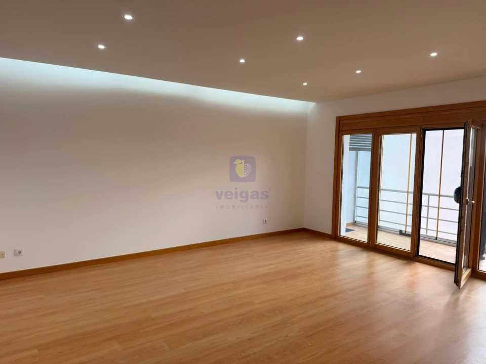 Apartamento T3 para Venda em Odivelas Foto 17