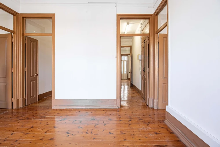 Apartamento T4 para Arrendamento em Alvalade Foto 8