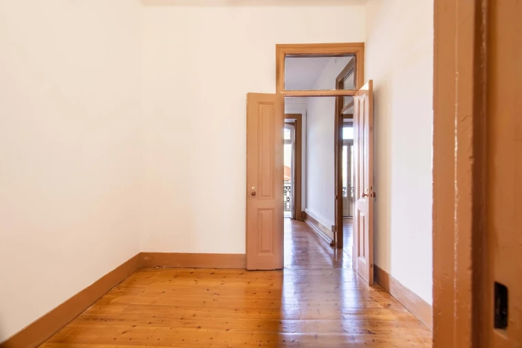 Apartamento T4 para Arrendamento em Alvalade Foto 10