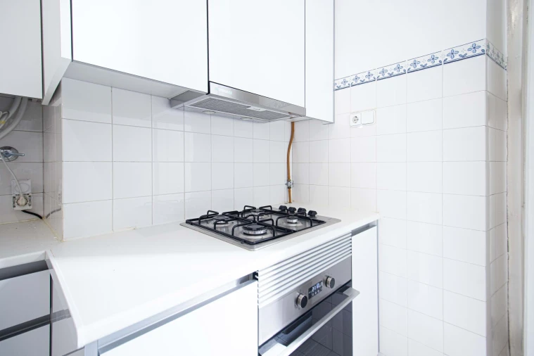 Apartamento T4 para Arrendamento em Alvalade Foto 22