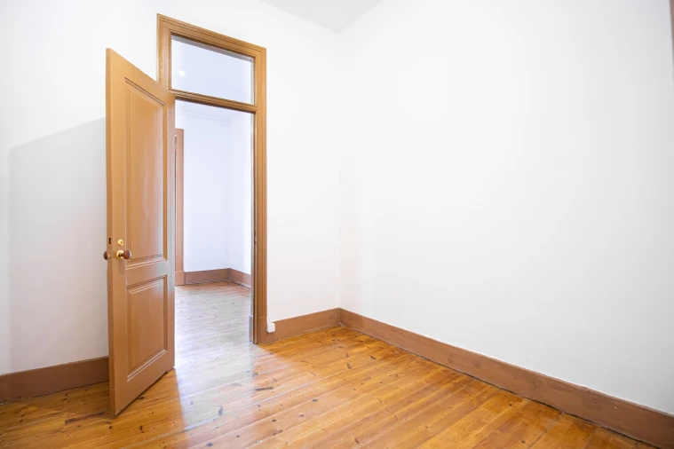 Apartamento T4 para Arrendamento em Alvalade Foto 14