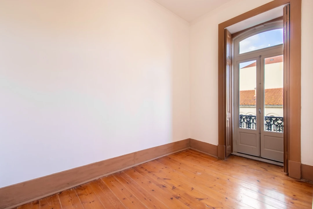 Apartamento T4 para Arrendamento em Alvalade Foto 6