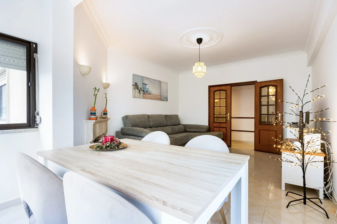 Apartamento T3 para Venda em Loures Foto 3