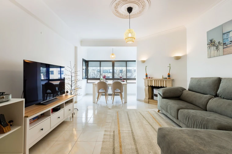 Apartamento T3 para Venda em Loures Foto 1