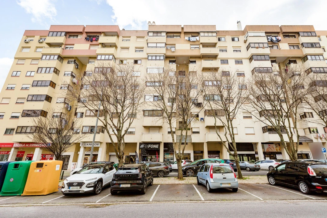 Apartamento T3 para Venda em Loures Foto 24