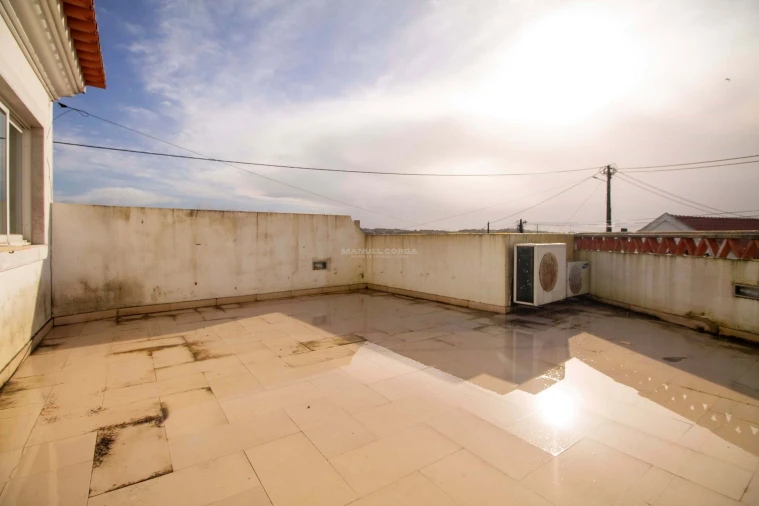 Negócio para Venda em Milharado Foto 15