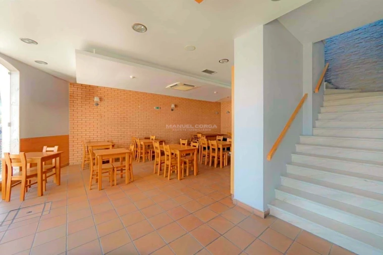 Negócio para Venda em Milharado Foto 2