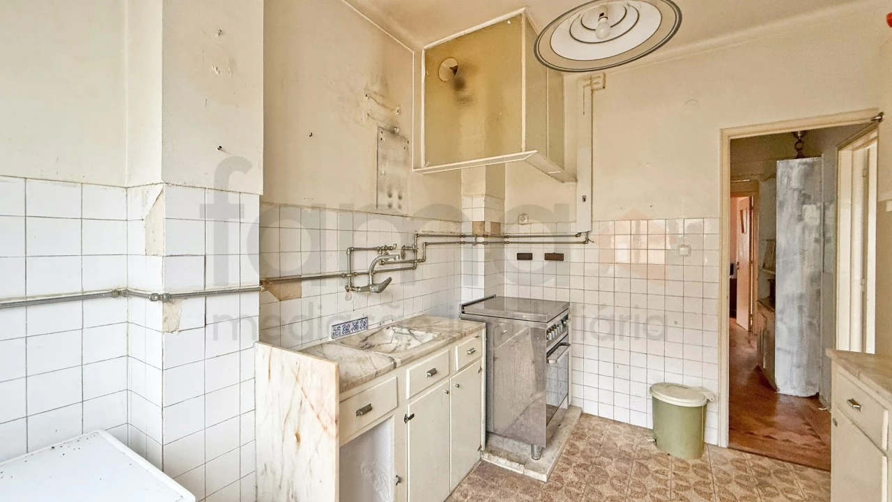 Apartamento T2 para Venda em Queluz e Belas Foto 9