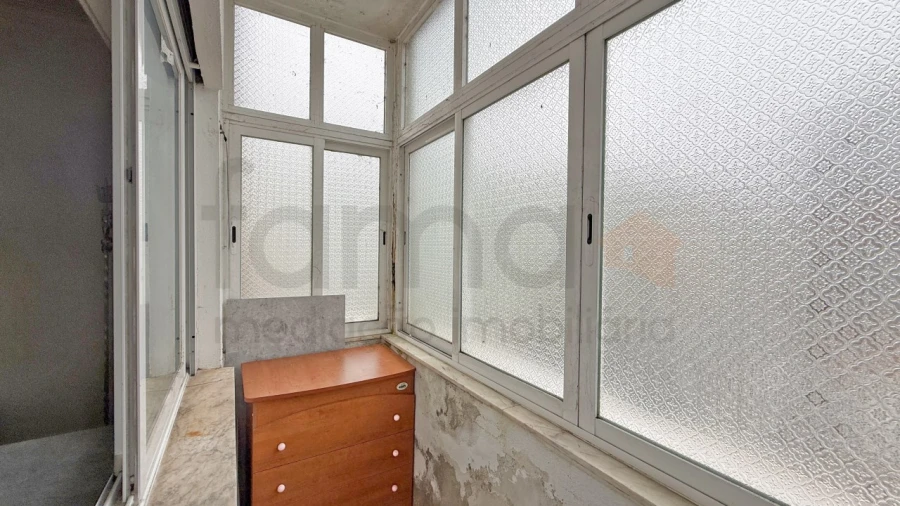 Apartamento T2 para Venda em Queluz e Belas Foto 6