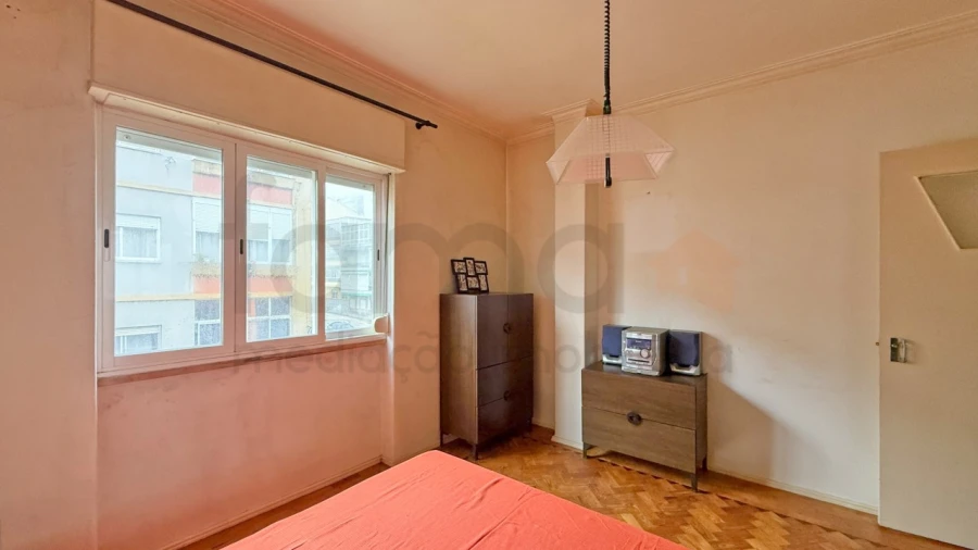 Apartamento T2 para Venda em Queluz e Belas Foto 19