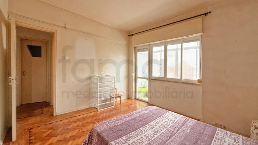 Apartamento T2 para Venda em Queluz e Belas Foto 21