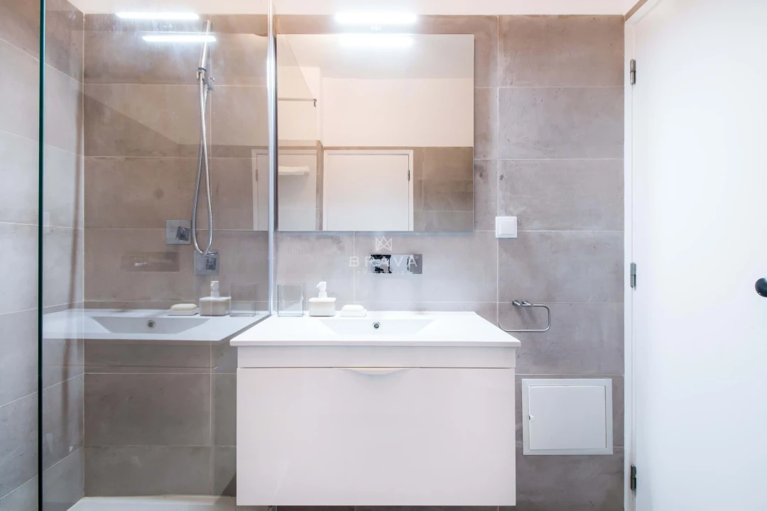 Apartamento T2 para Venda em Albufeira e Olhos de Água Foto 23