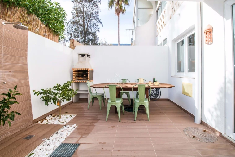 Apartamento T2 para Venda em Albufeira e Olhos de Água Foto 1