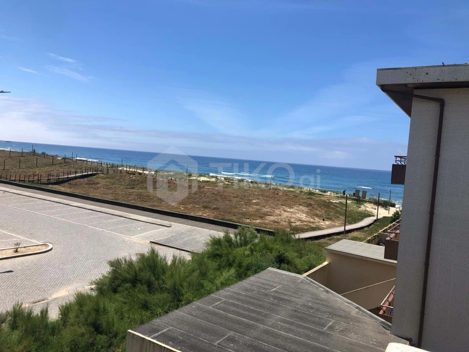 Apartamento T4 para Venda em Arvore Foto 8