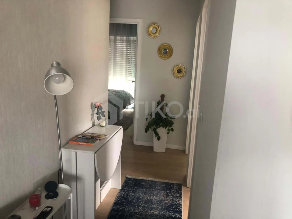 Apartamento T4 para Venda em Arvore Foto 3