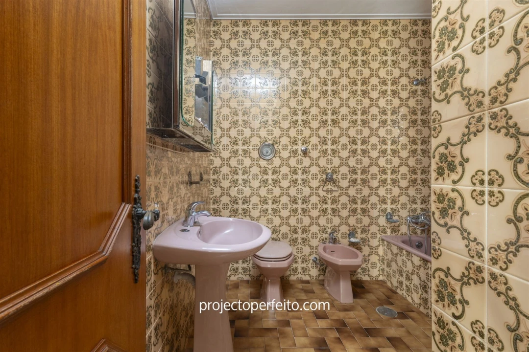 Moradia T4 para Venda em Nogueira da Regedoura Foto 18