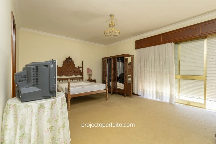 Moradia T4 para Venda em Nogueira da Regedoura Foto 17