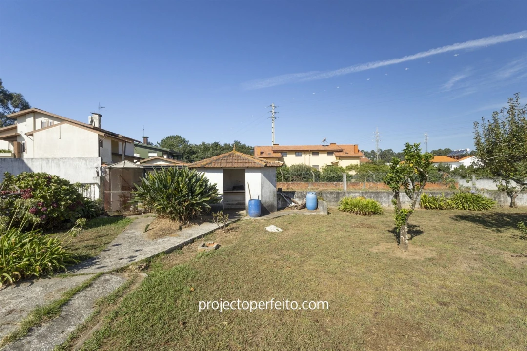 Moradia T4 para Venda em Nogueira da Regedoura Foto 28