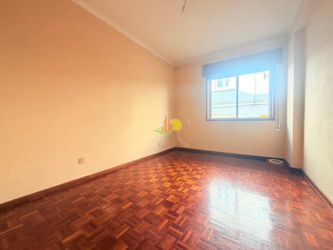 Apartamento T4 para Venda em Buarcos Foto 9