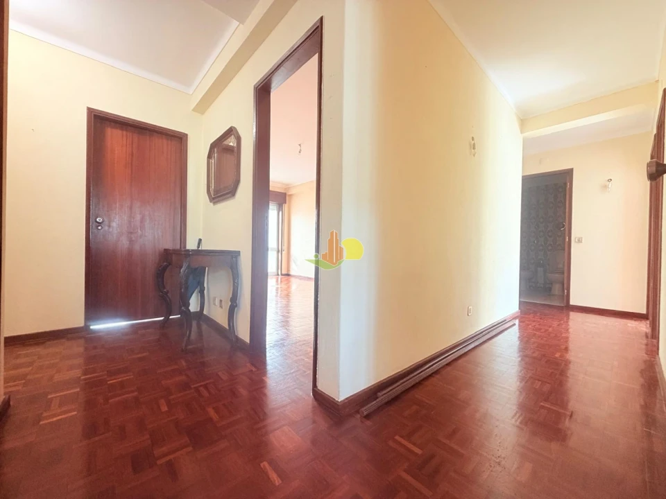 Apartamento T4 para Venda em Buarcos Foto 16