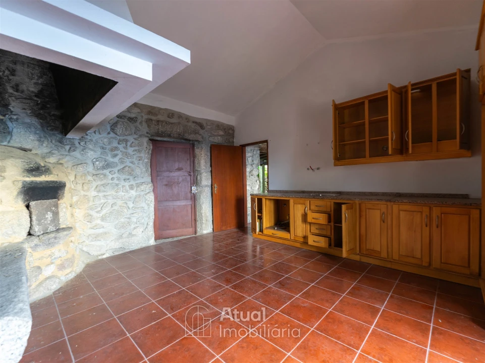 Moradia T3 para Venda em Sande, Vilarinho, Barros e Gomide Foto 20