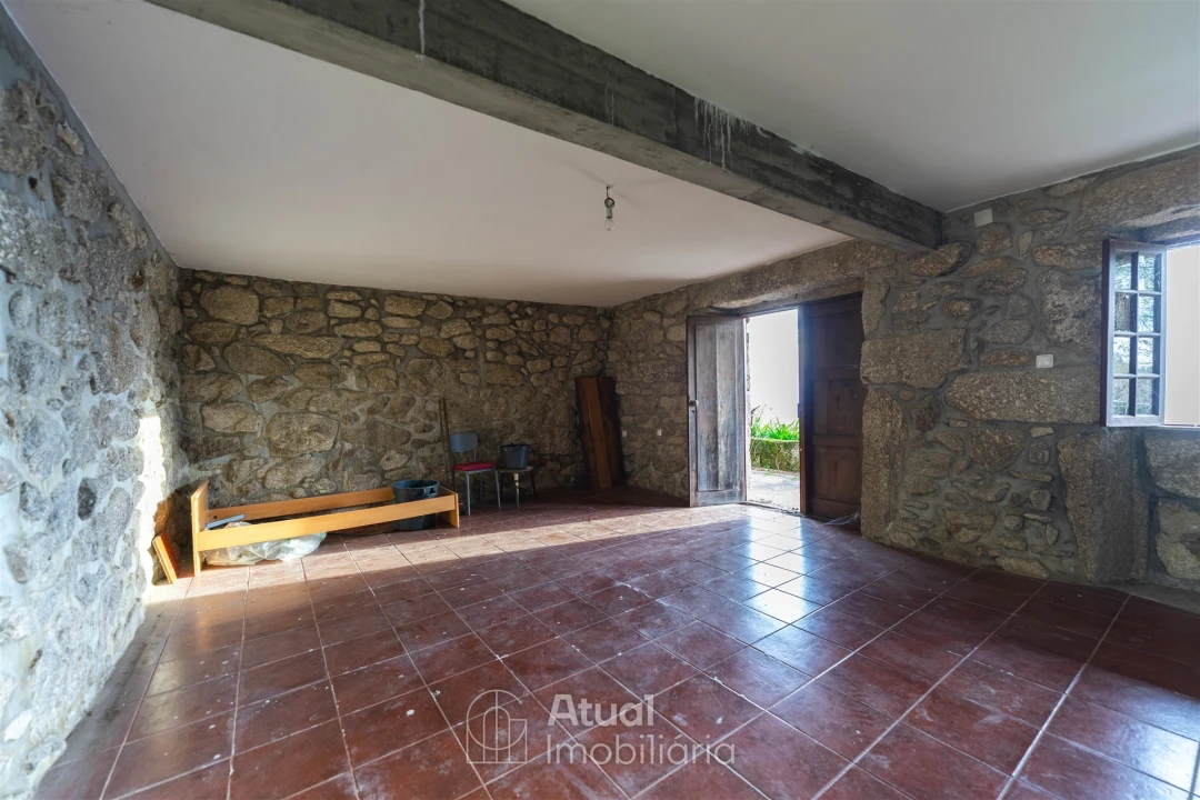 Moradia T3 para Venda em Sande, Vilarinho, Barros e Gomide Foto 33