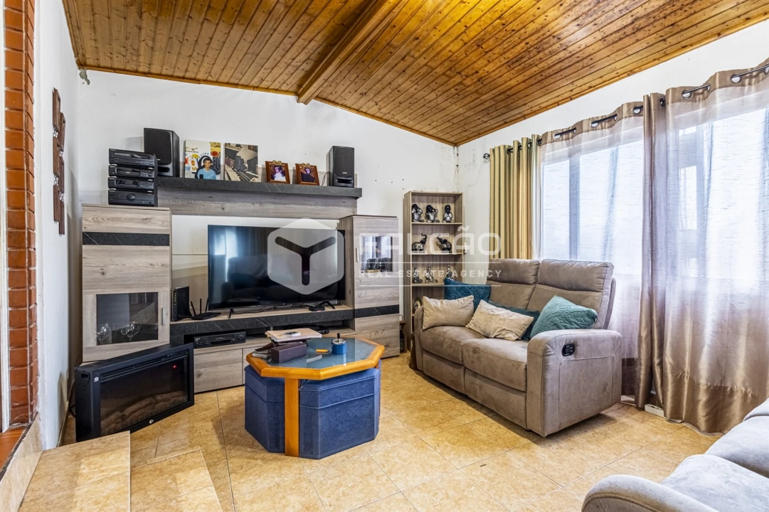 Moradia T3 para Venda em Romeira e Várzea Foto 1