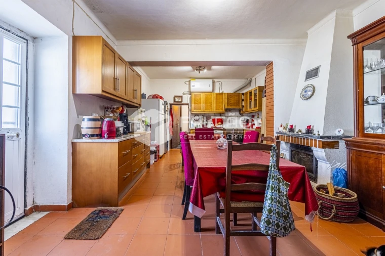 Moradia T3 para Venda em Romeira e Várzea Foto 3