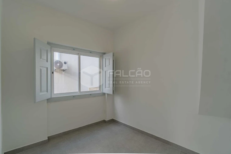 Moradia T3 para Arrendamento em Pernes Foto 28