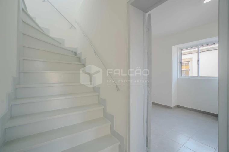 Moradia T3 para Arrendamento em Pernes Foto 5